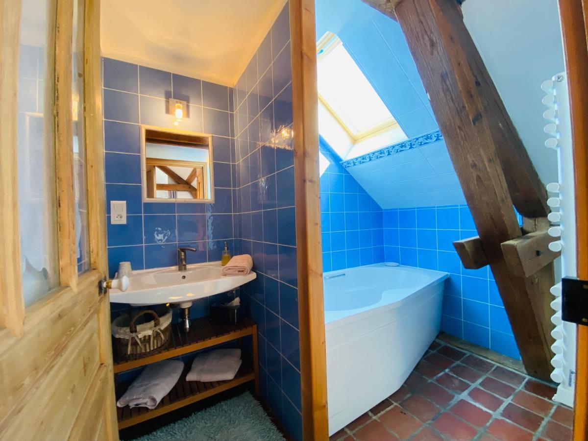 Bed and Breakfast Ferme De Montecouvez Crevecoeur-sur-l'Escaut Екстер'єр фото