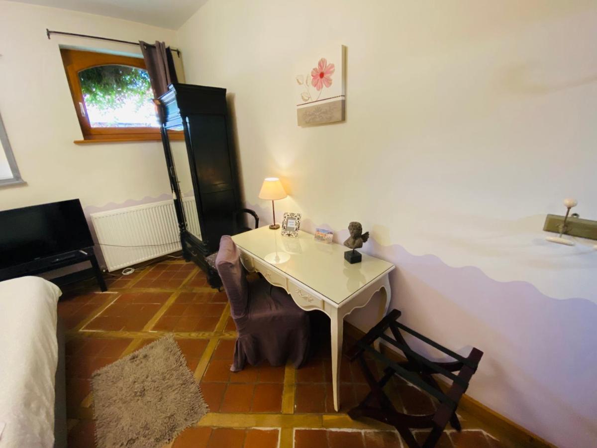 Bed and Breakfast Ferme De Montecouvez Crevecoeur-sur-l'Escaut Екстер'єр фото